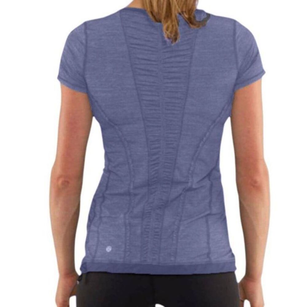 LULULEMON ATHLETICA Run Silver Bullet Short Sleeve Size 2